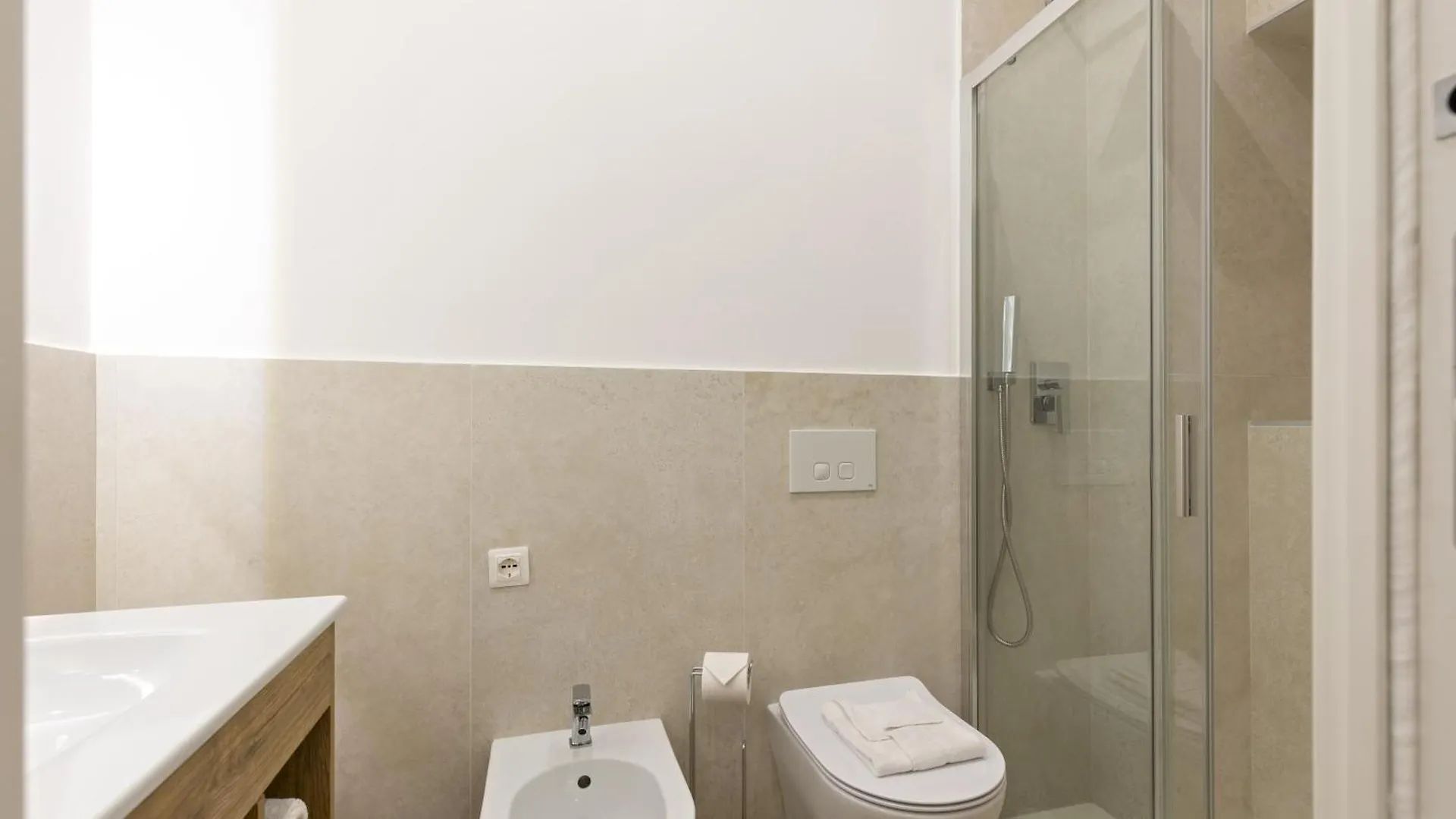 Risorgimento 9 - Guest House Roma 0*,  Italia